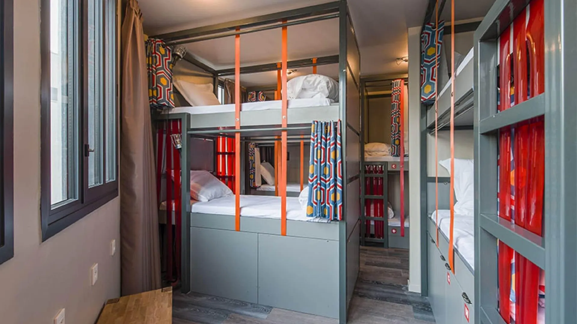 The People Belleville Hostel *