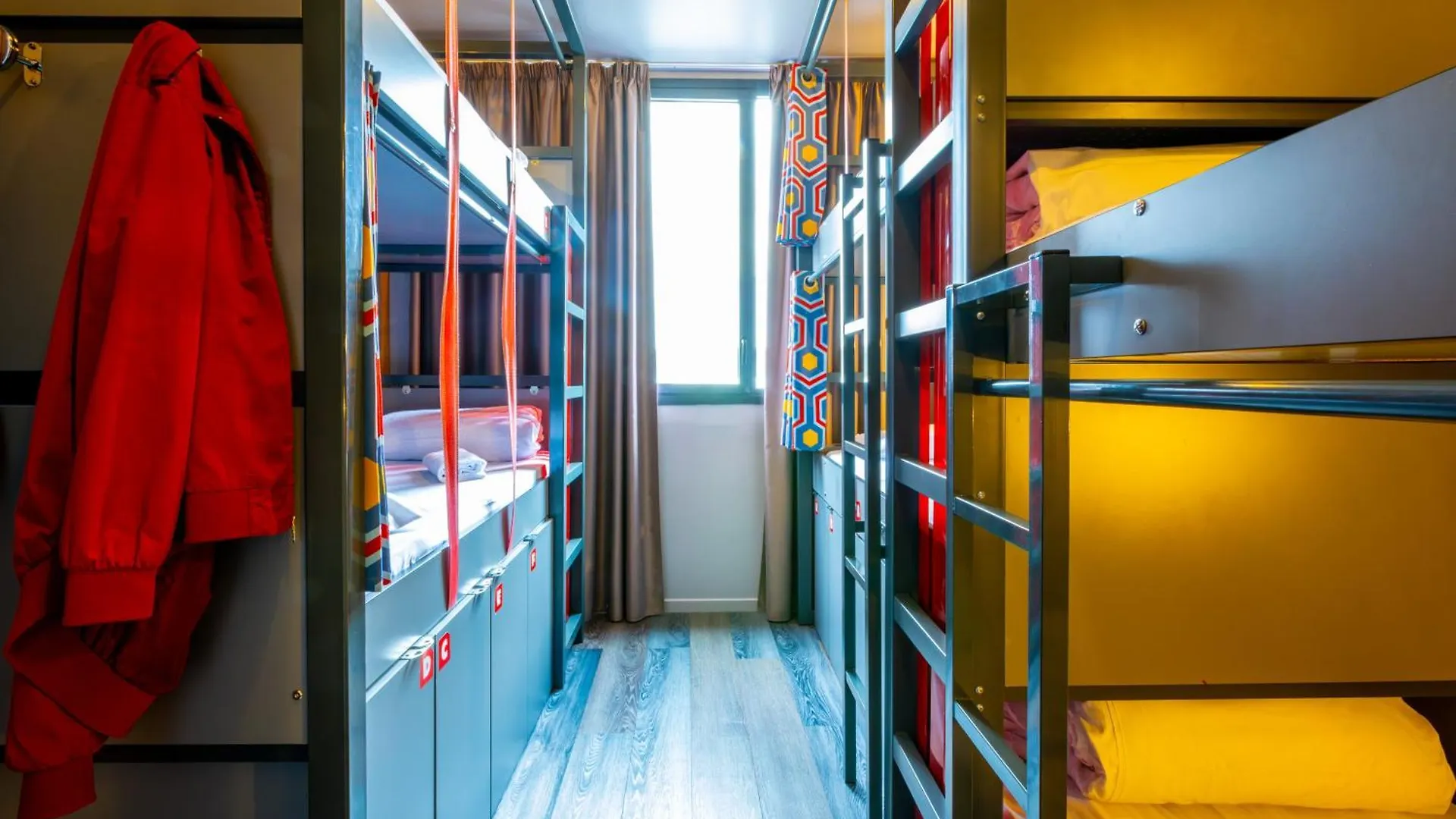 The People Belleville Hostel *