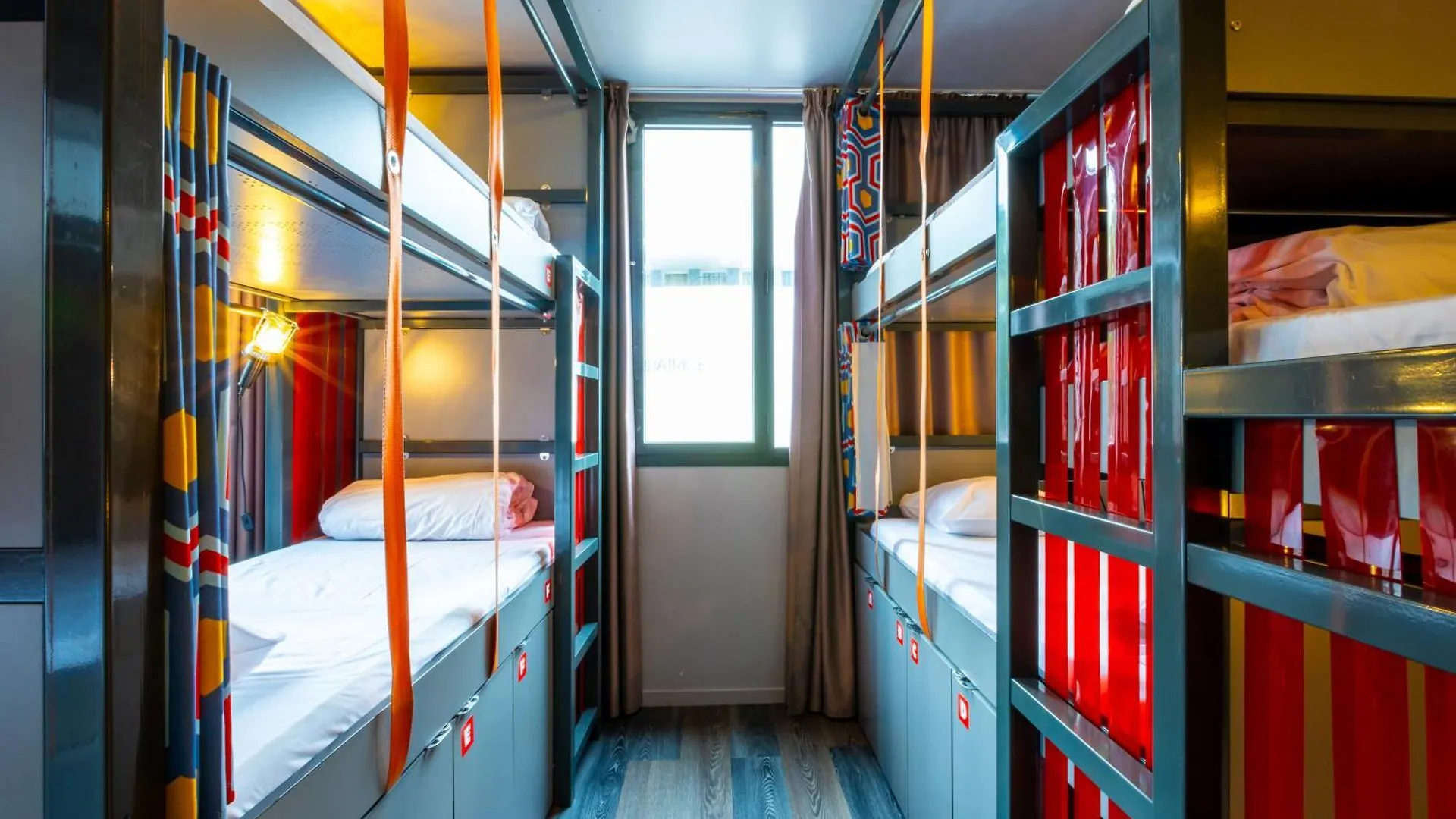 Hostel The People Belleville Paris